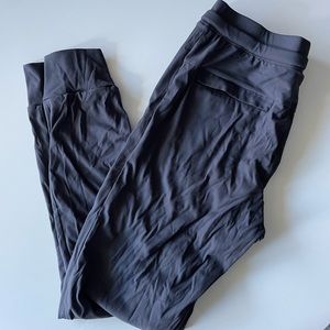 Born Primitive Recovery Joggers Small